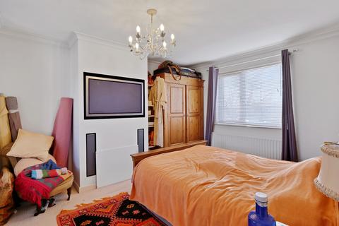 38 Indus Road, London, SE7 7BT