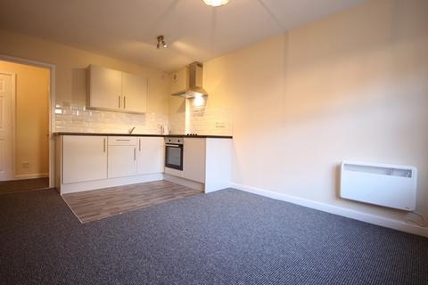 1 bedroom flat to rent, *FULLY BOOKED FOR VIEWINGS* Gresham Court, Shrubbery Avenue, Worcester