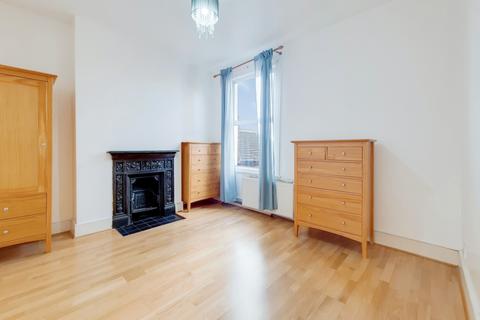 239 Mersham Road, Thornton Heath, CR7 8NW