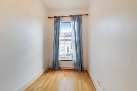 239 Mersham Road, Thornton Heath, CR7 8NW