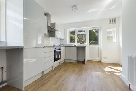 3 bedroom semi-detached house to rent - Eldred Avenue, Brighton BN1