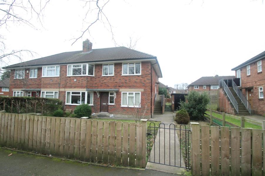 WOODFIELD ROAD, HARROGATE, HG1 4LW 2 bed apartment £725 pcm (£167 pw)