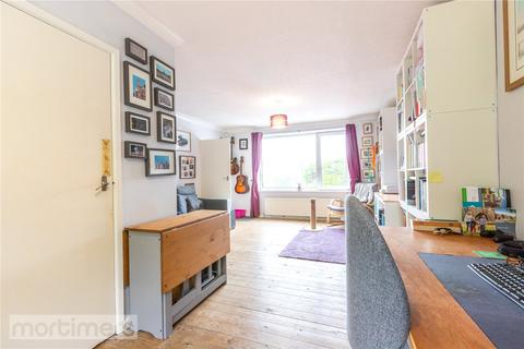 5 Barmouth Crescent, Blackburn, BB1 8PZ