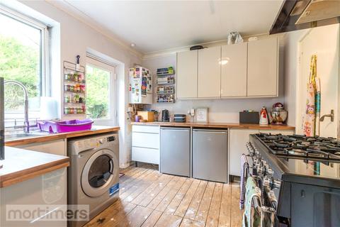 5 Barmouth Crescent, Blackburn, BB1 8PZ