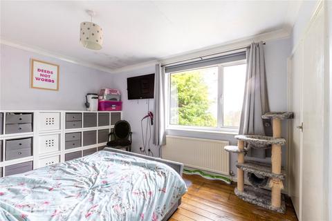 5 Barmouth Crescent, Blackburn, BB1 8PZ
