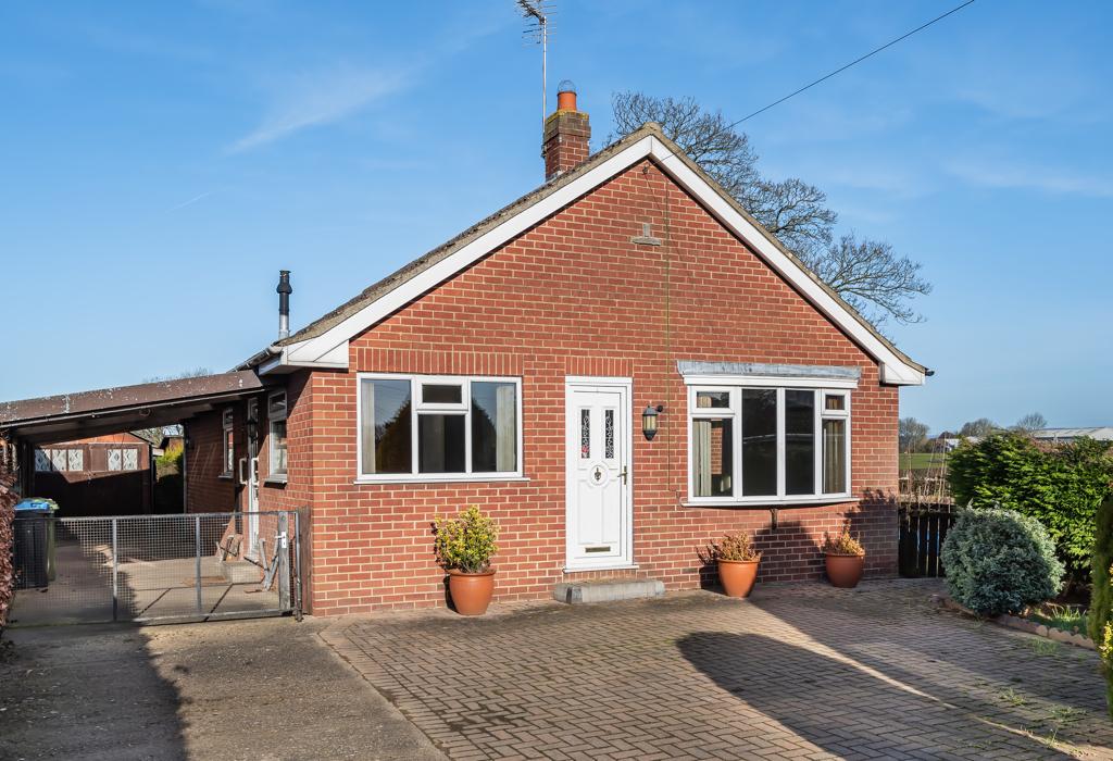 Dalton, Thirsk, North... 3 bed bungalow £230,000