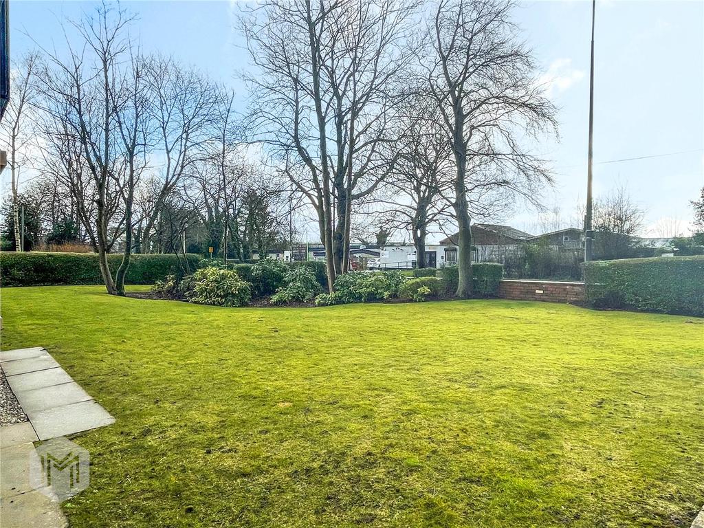 Planewood Gardens, Lowton, Warrington, Greater Manchester, WA3 2 bed