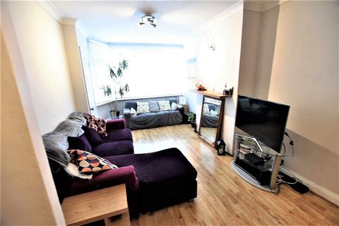 46 Fernside Avenue, Feltham, TW13 7BL