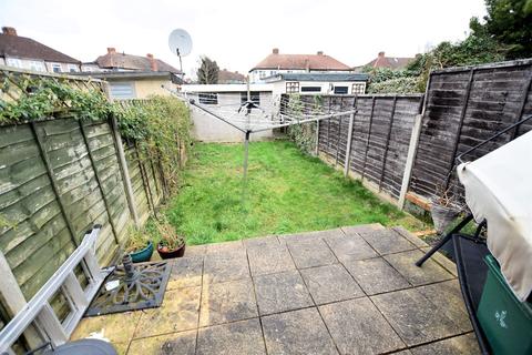 46 Fernside Avenue, Feltham, TW13 7BL