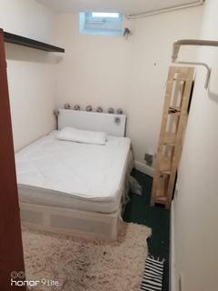 2 bedroom flat to rent, Stanley Road, Ilford, Essex, IG1