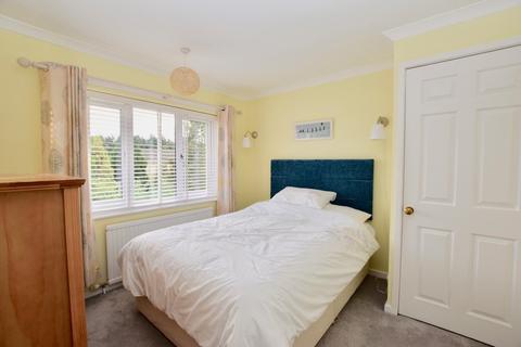 6 Brookside Close, Barmby Moor, York, YO42 4DL
