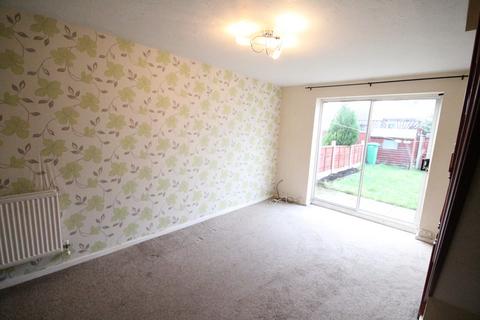 2 bedroom mews to rent, Coppenhall Grove, Crewe