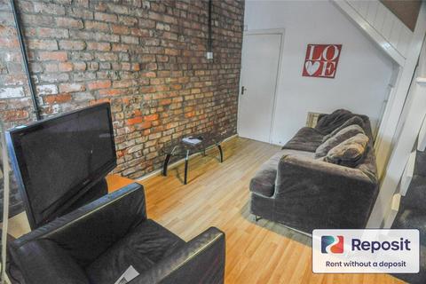 3 bedroom house to rent, Brailsford Road, Manchester, M14