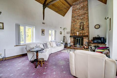 The Old Barn Happisburgh Road, White Horse Common, North Walsham, NR28 9LL