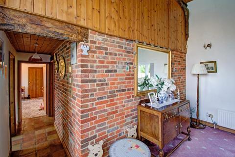 The Old Barn Happisburgh Road, White Horse Common, North Walsham, NR28 9LL