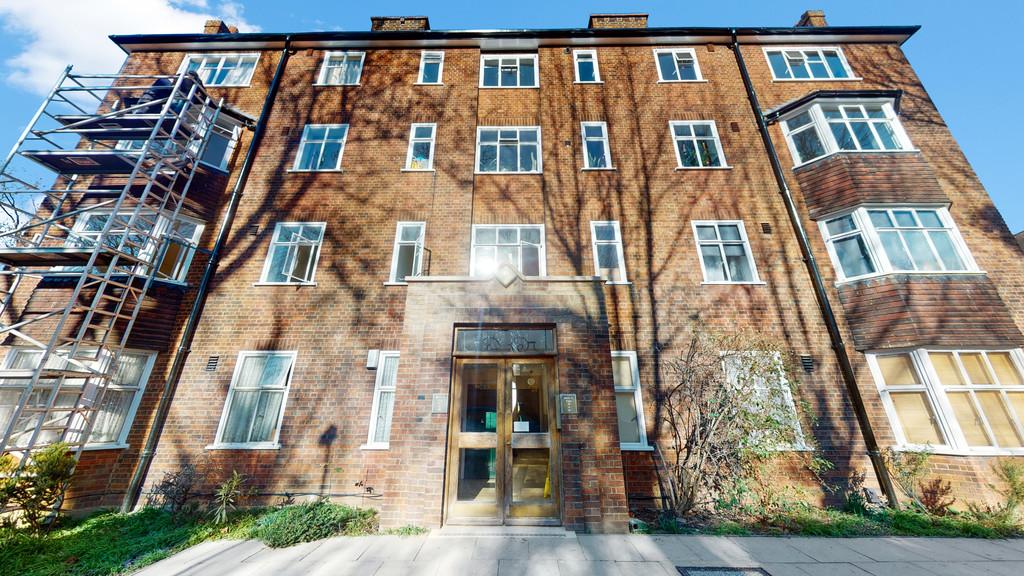 Haslemere Road, Crouch End, London, N8 3 bed apartment £2,650 pcm (£