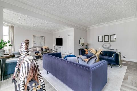 7 bedroom apartment to rent, Wellington Court, Knightsbridge SW1X