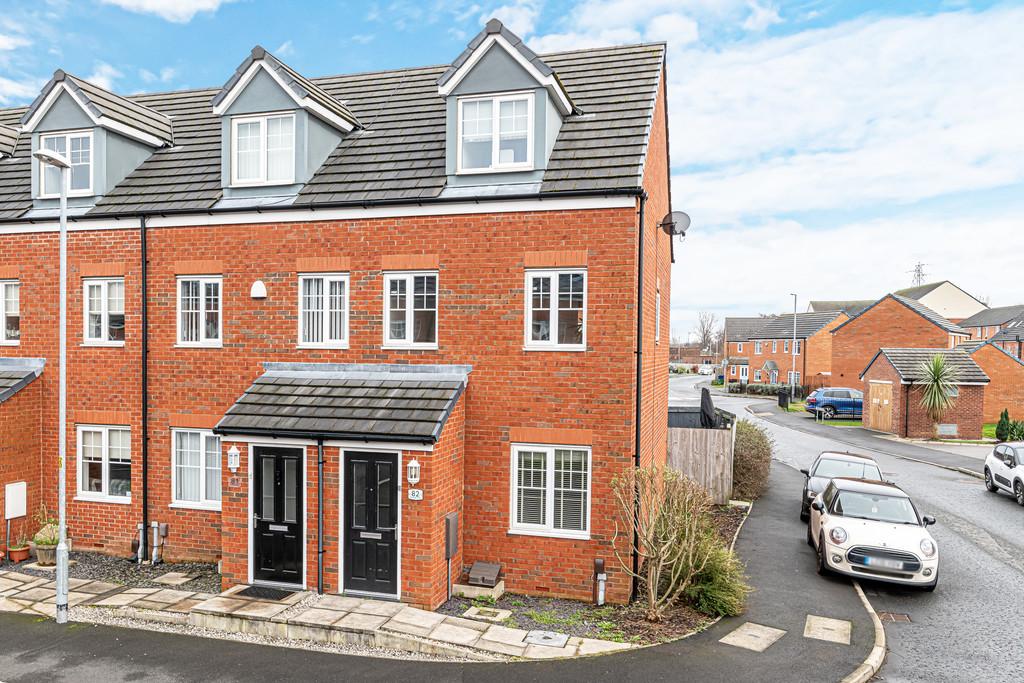 Kerridge Drive, Warrington, Cheshire 3 bed end of terrace house £200,000
