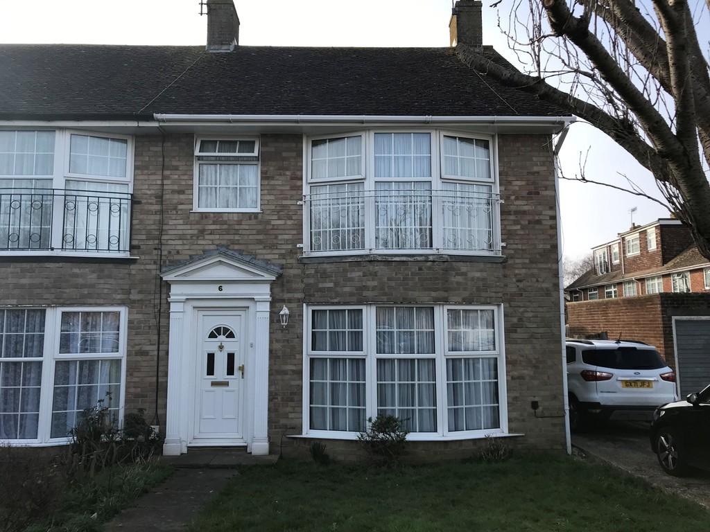 Greenacres,Shoreham by Sea 3 bed end of terrace house £1,550 pcm (£