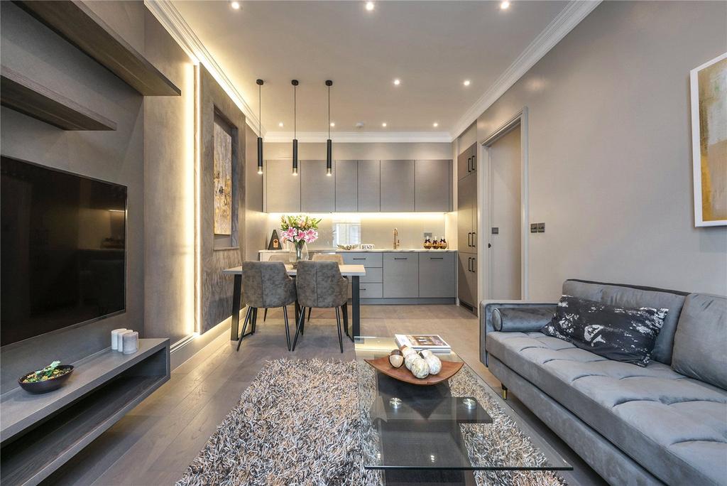 Kitchen / Reception
