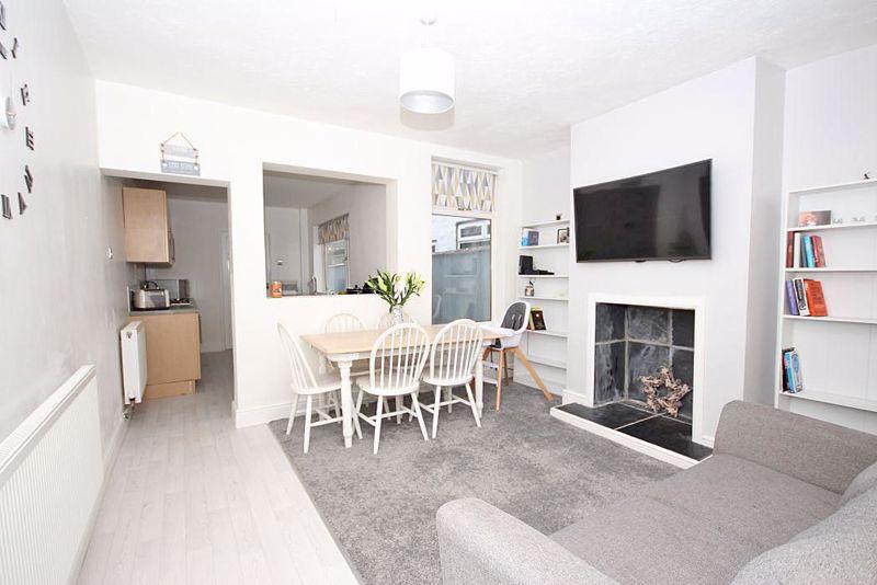 Dining room to...