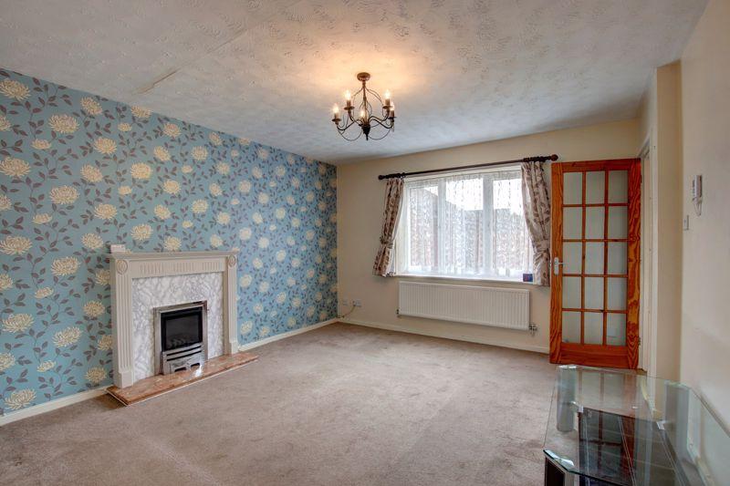 Terrys Close, Abbeydale, Redditch 3 bed semidetached house £240,000