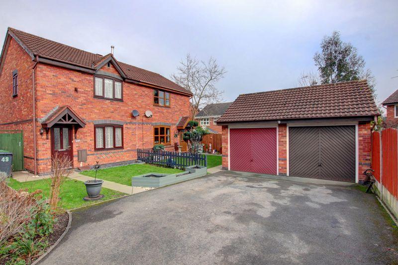 Terrys Close, Abbeydale, Redditch 3 bed semidetached house £240,000