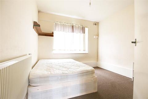 2 bedroom flat to rent, Ruskin Walk, London, N9