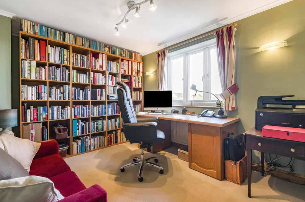 Home Office/Bed 5
