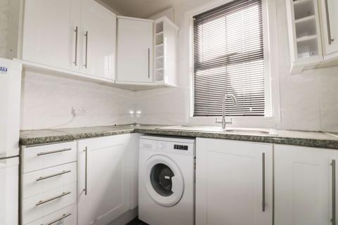 1 bedroom ground floor flat for sale - Medlar Court, Uxbridge Road