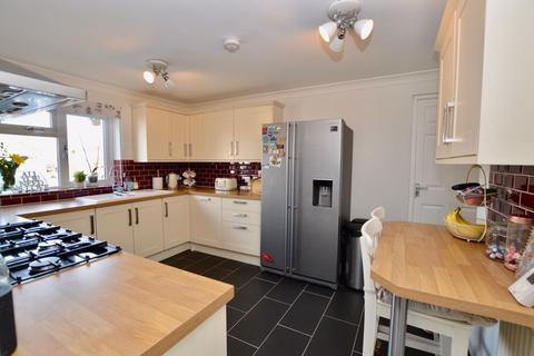 9 Hereward Way, Deeping St James, Peterborough, PE6 8QA