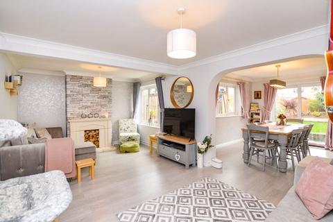 9 Hereward Way, Deeping St James, Peterborough, PE6 8QA
