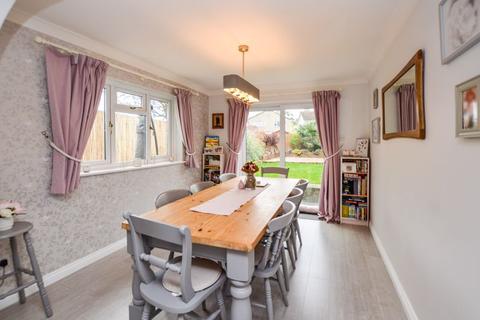 9 Hereward Way, Deeping St James, Peterborough, PE6 8QA