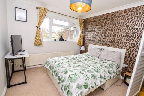 9 Hereward Way, Deeping St James, Peterborough, PE6 8QA