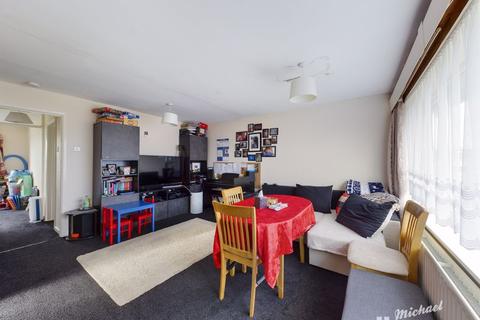 29 Hulbert End, Aylesbury, HP21 9DF
