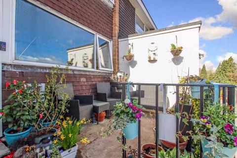 2 bedroom maisonette for sale, Tring