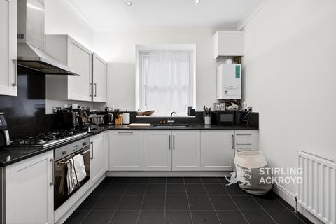 2 bedroom terraced house to rent, Hardwicke Mews, London, WC1X