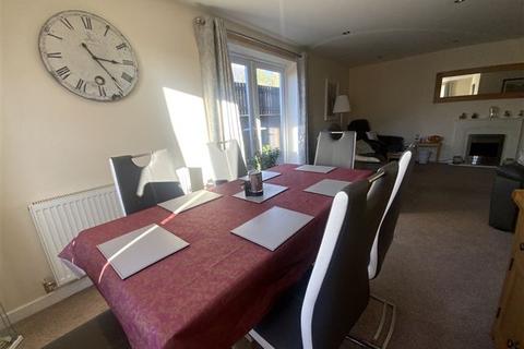 11 Bedale Close, Swallownest, Sheffield, S26 4NF