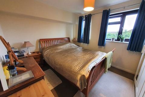 19 Cranham Close, Abbeymead, Gloucester, GL4 4AB
