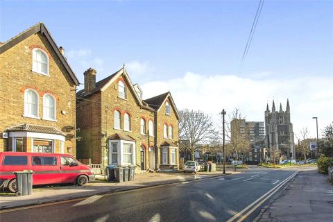8b Rectory Grove, Croydon, CR0 4JA