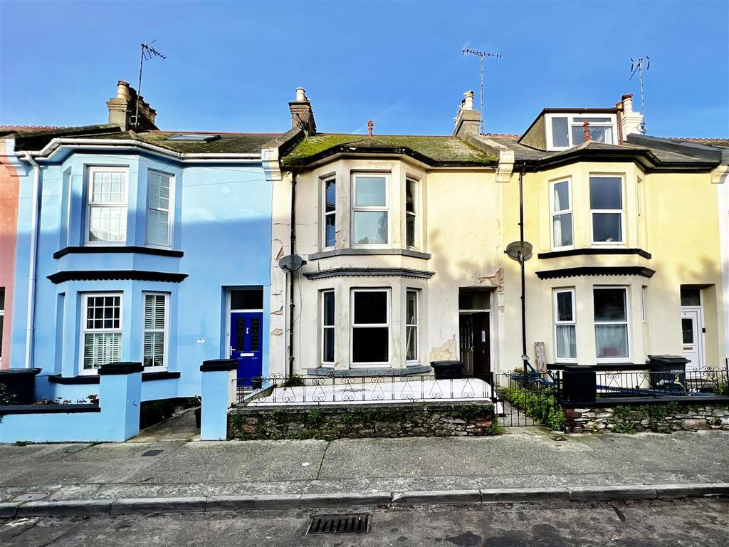 Greenswood Road, Brixham 2 bed £140,000