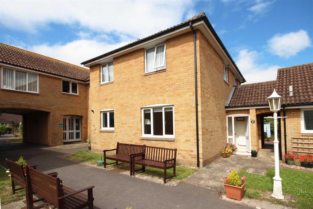 Poundsgate Close, Berry Head, Brixham 2 bed flat £96,000