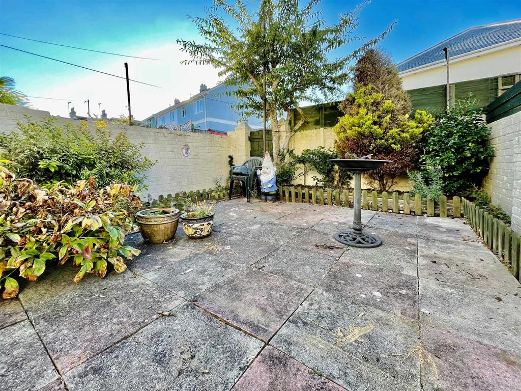 Greenswood Road, Central Area, Brixham 4 bed terraced house £285,000