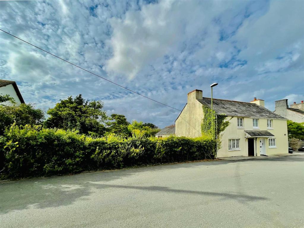 Churston Road, Churston Ferrers, Brixham 2 bed semidetached house for