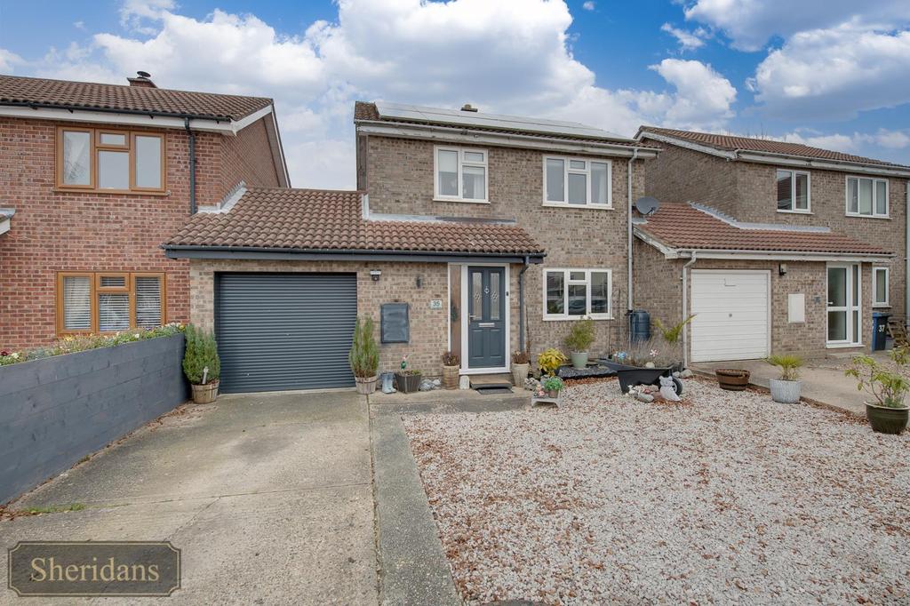 The Glebe, Lawshall 4 bed link detached house £400,000