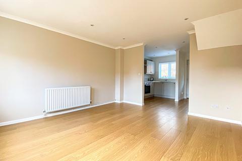 29 Barnfield Way, Oxted, RH8 9QF