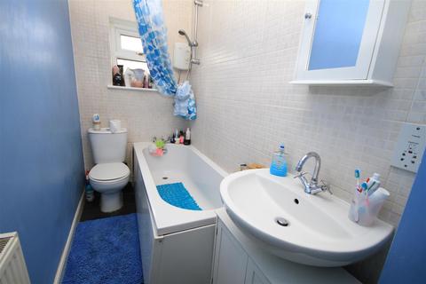62 Mount Avenue, Bradford, BD2 2JA