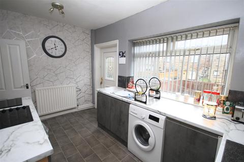 62 Mount Avenue, Bradford, BD2 2JA