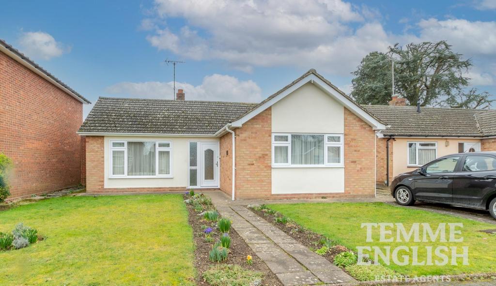 Cherrywood Drive, Colchester 2 bed detached bungalow £450,000