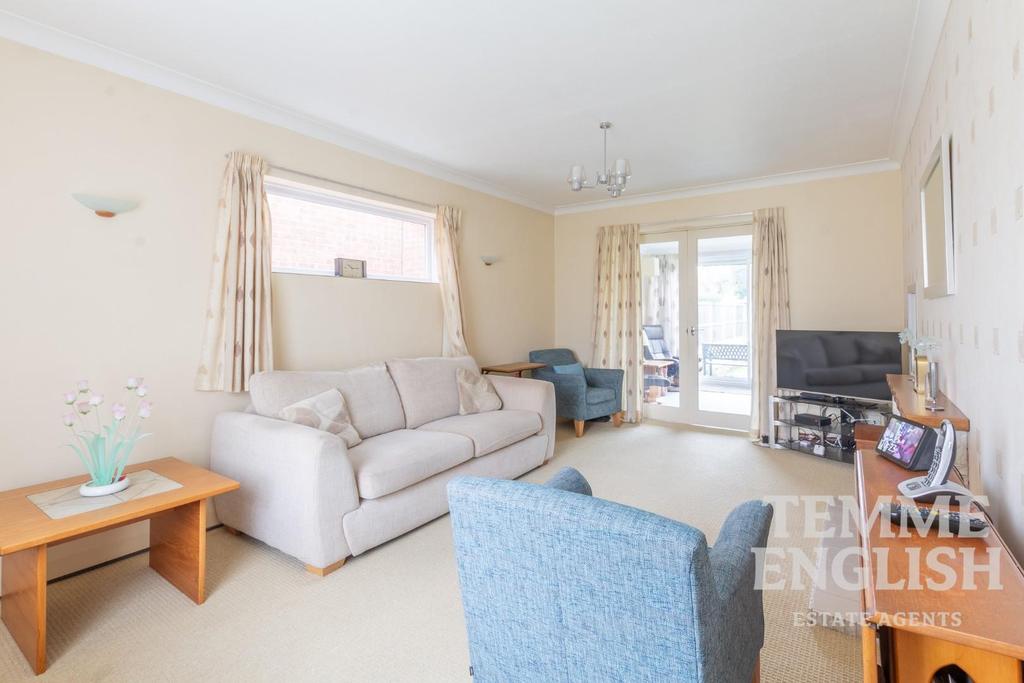 Cherrywood Drive, Colchester 2 bed detached bungalow £450,000